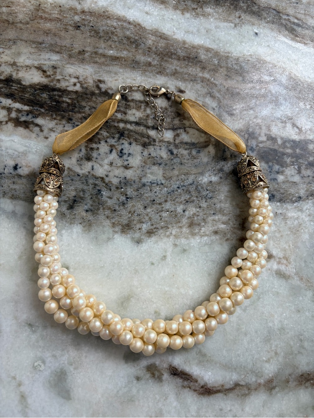 Macys Gold and Cream Pearl Necklace